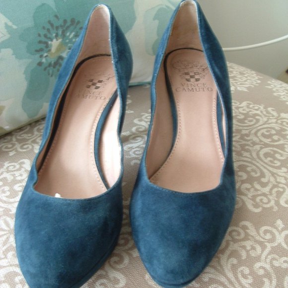 Vince Camuto Suede Blue Suede Heels - Picture 2 of 8